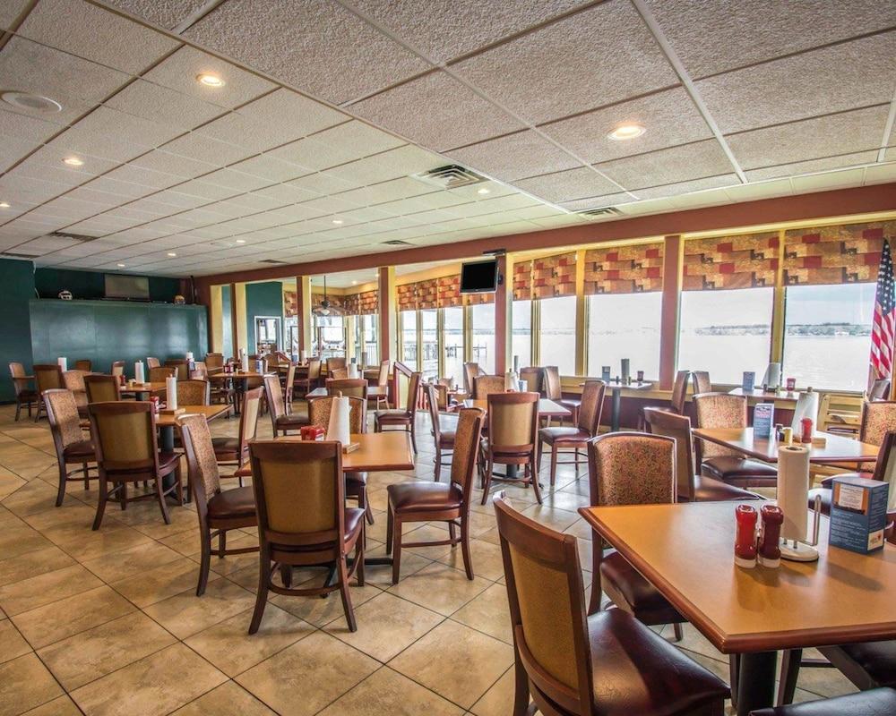 Quality Inn And Suites Palatka Riverfront Екстер'єр фото