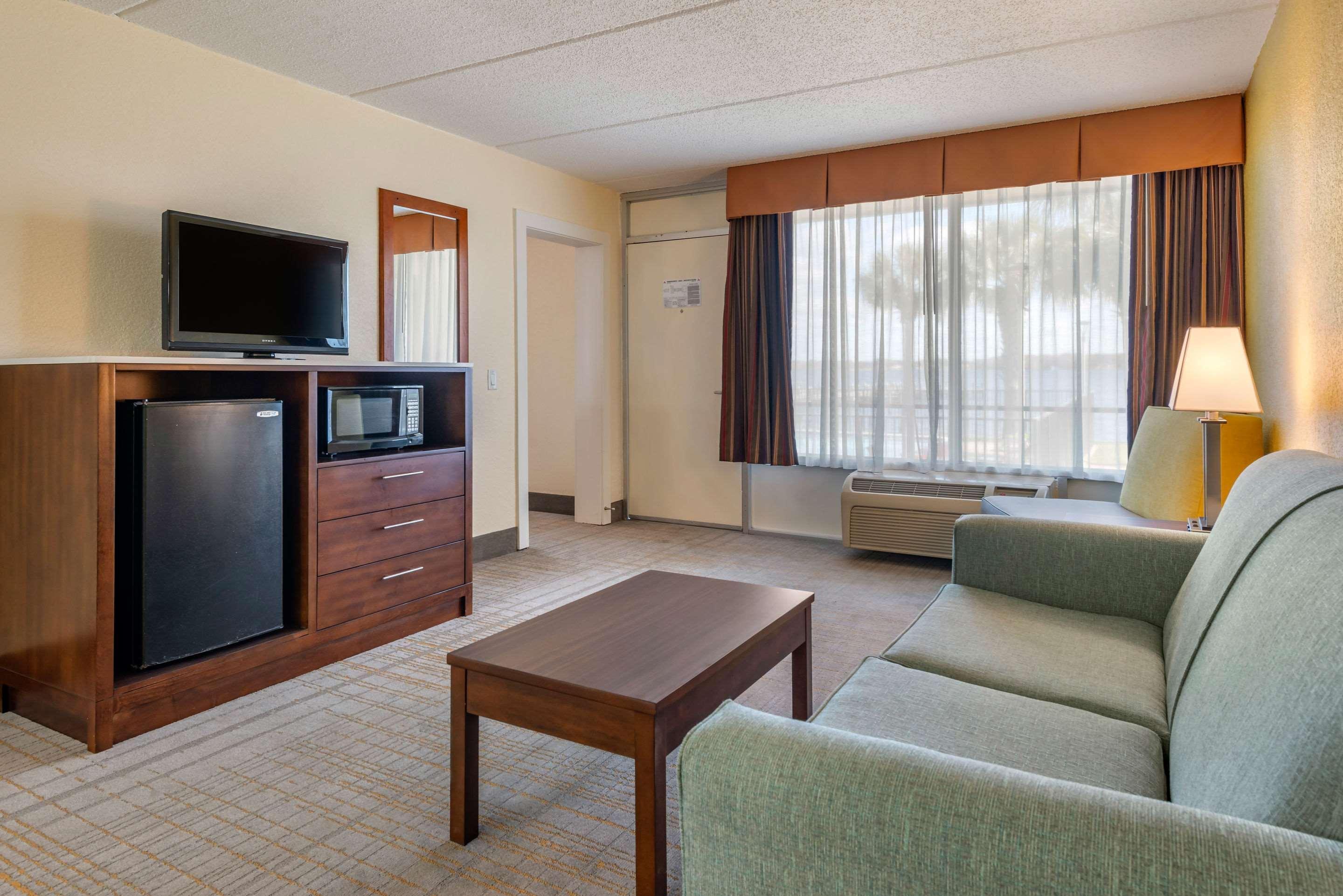 Quality Inn And Suites Palatka Riverfront Екстер'єр фото